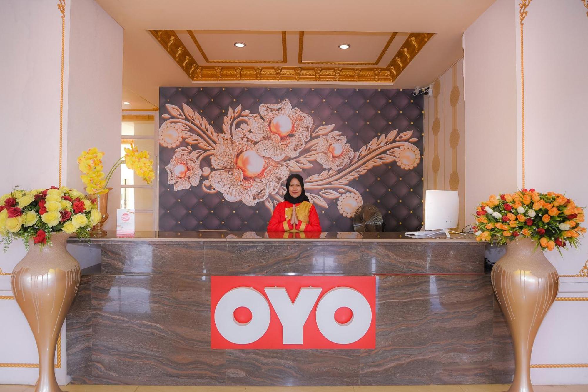 OYO 854 Ub Caisar Hotel Banda Aceh Exterior foto
